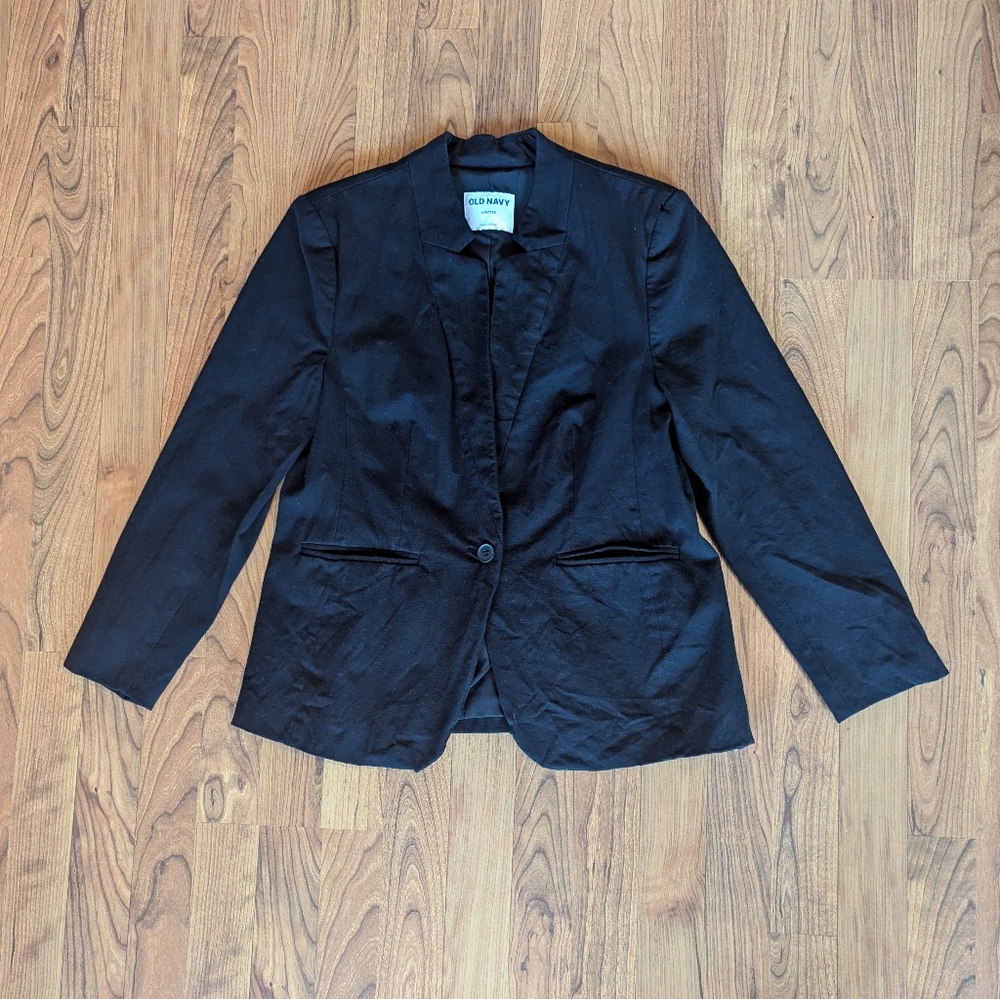 Old Navy Pixie Blazer in Black, Petite Small - Picture 4 of 9